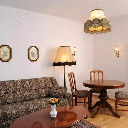 Appartementhaus Alpina 2* Бад-Гофгаштайн